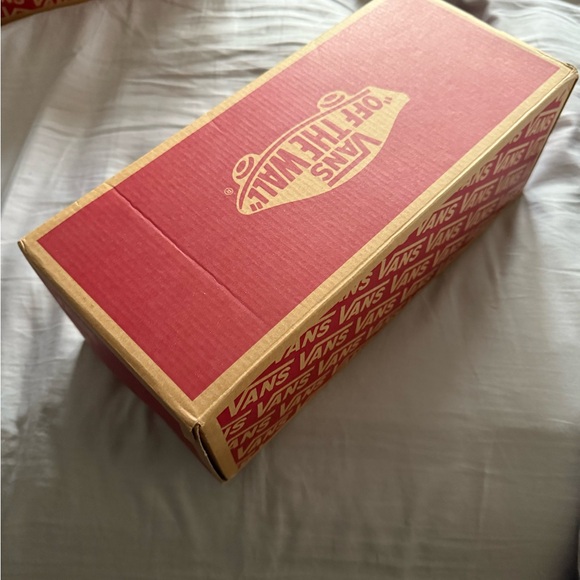 Vans Men's White Color Theory Checkered Glow In The Dark Slip-On Shoes - Picture 4 of 4